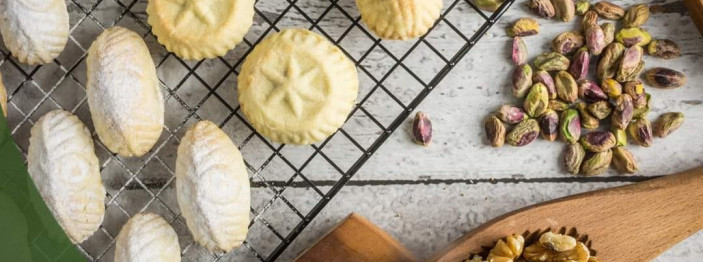 كعكة و تمرة